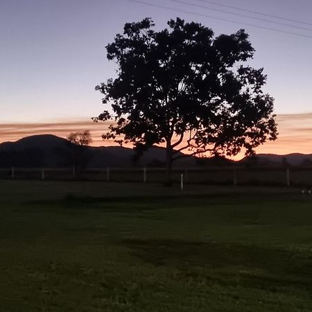 Koorawatha Homestead Motel Bororen ภายนอก รูปภาพ