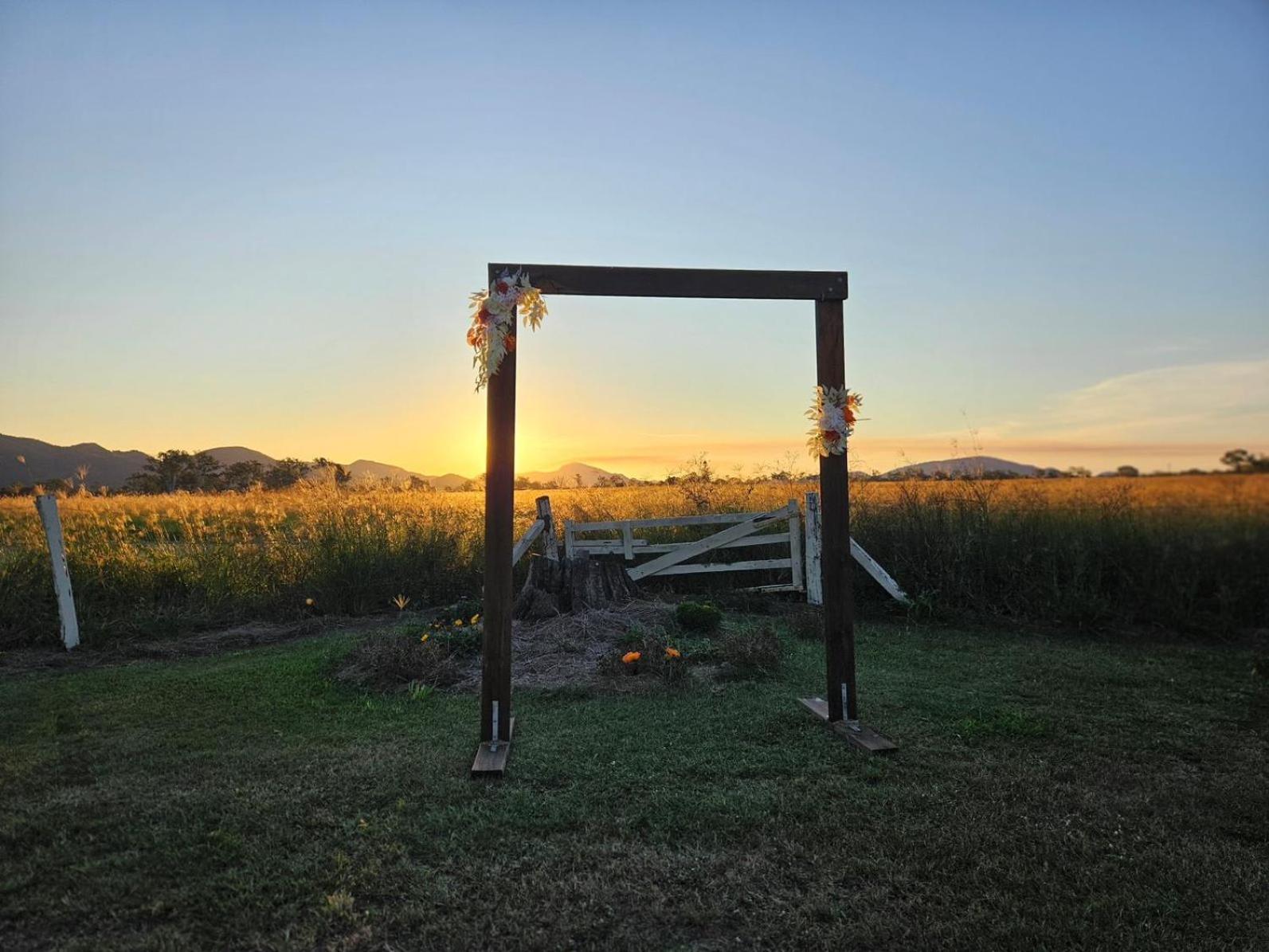 Koorawatha Homestead Motel Bororen ภายนอก รูปภาพ